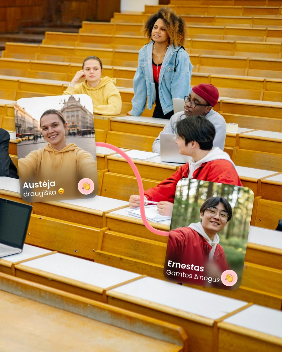 The image shows a group of university students in a lecture hall with wooden benches. In the foreground, two students are digitally connected by a pink curved line, suggesting a social or dating app connection. On the left, there’s a digital card featuring a young woman smiling outdoors, labeled “Austėja – draugiška 😊” (Lithuanian for “friendly”). On the right, another card shows a young man in a red jacket in a forest, labeled “Ernestas – Gamtos žmogus” (“nature person”). The cards are visually overlaid on top of the classroom scene, implying that Austėja and Ernestas have matched or are connected through an app. The background includes other students chatting or listening, adding to the campus social atmosphere.